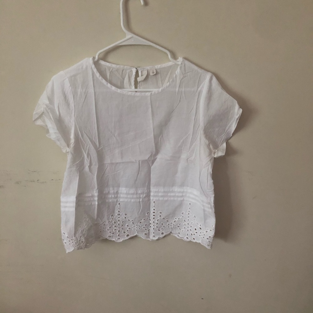 White crop top with embroidery from Frenchi (s)